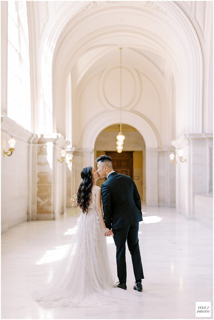 getting married at San Francisco city hall